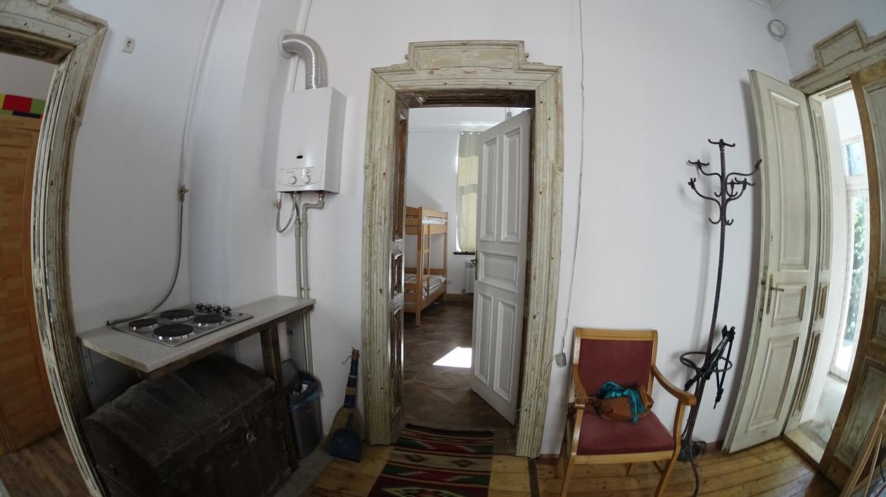 Hostel MIF Ivano-Frankivsk Buitenkant foto